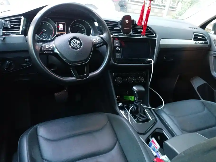 Volkswagen Tiguan L 2019 — фото 12
