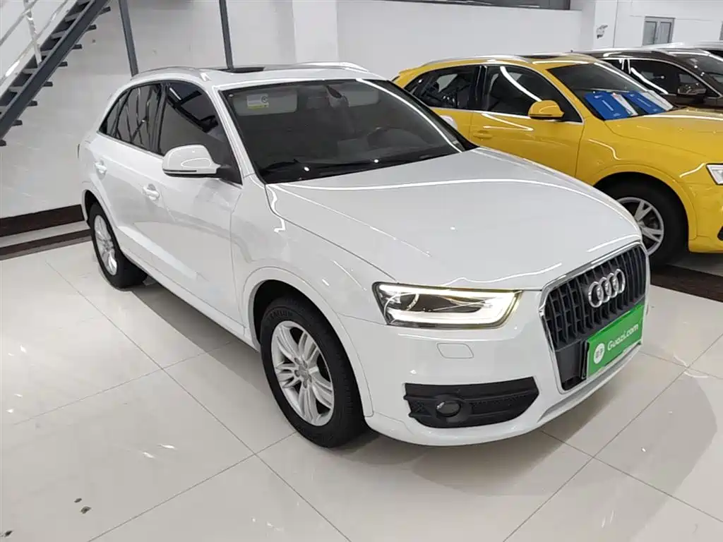 Audi Q3 2015 — фото 4