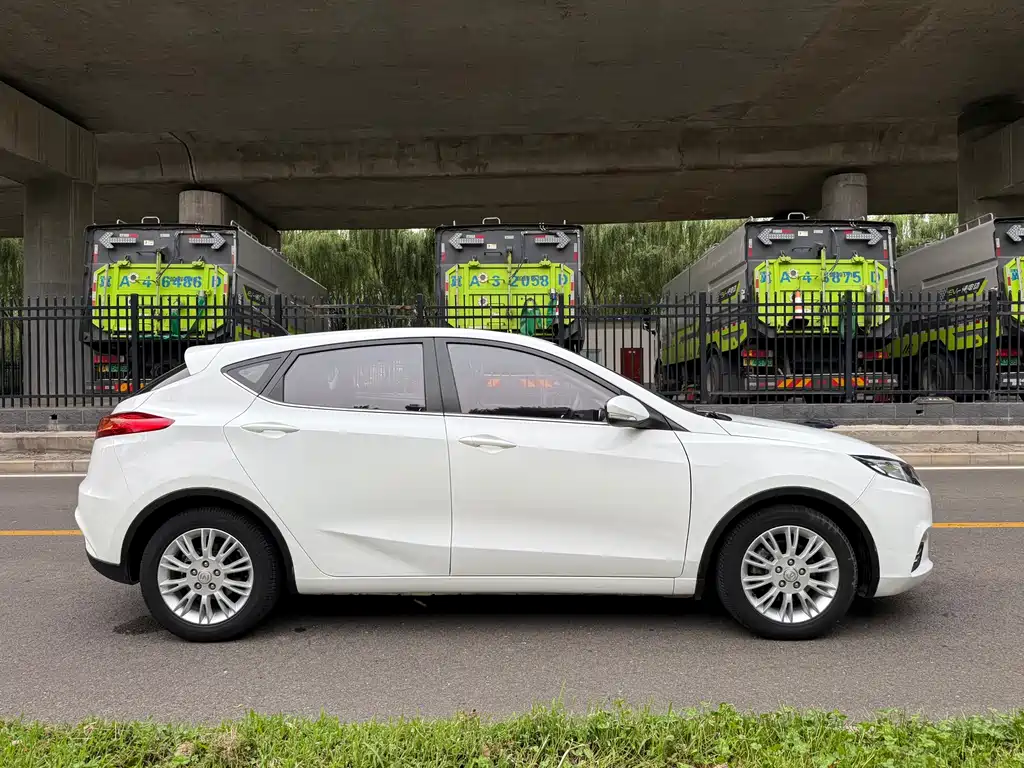 Changan Eado XT 2015