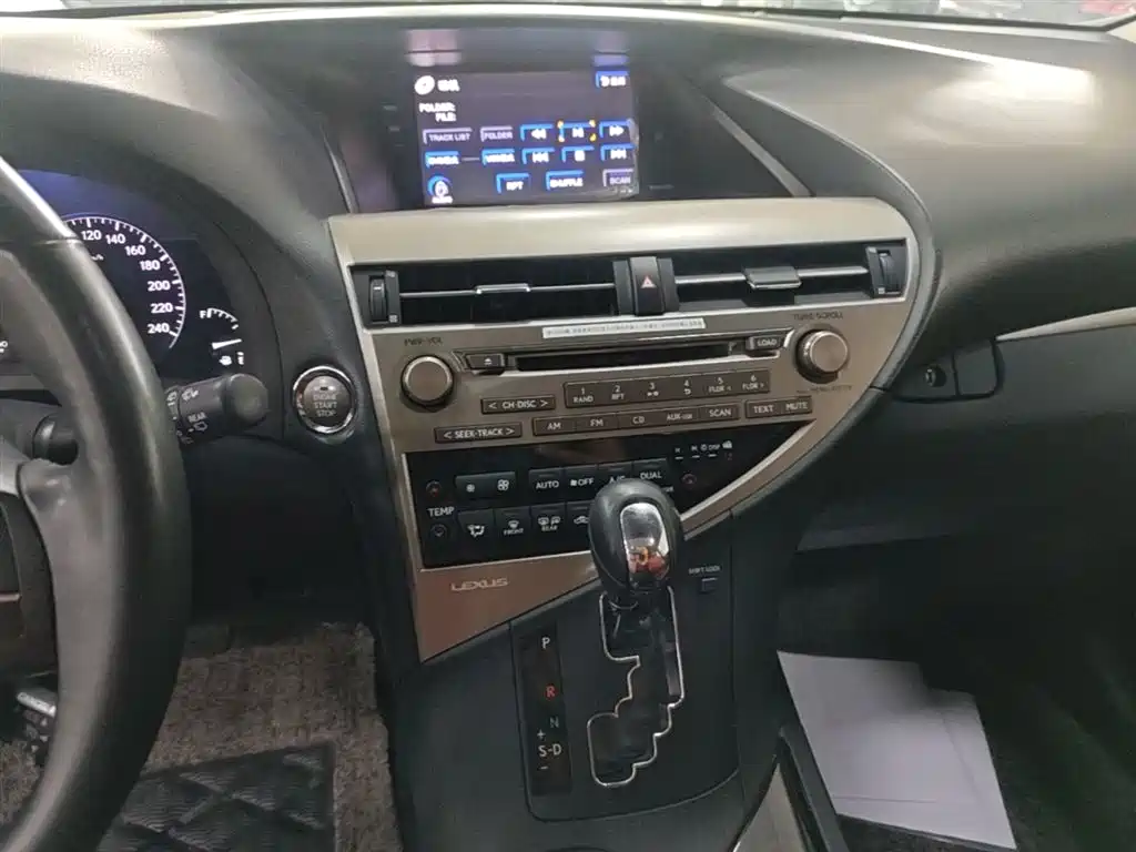 Lexus RX Classic 2014 — фото 13