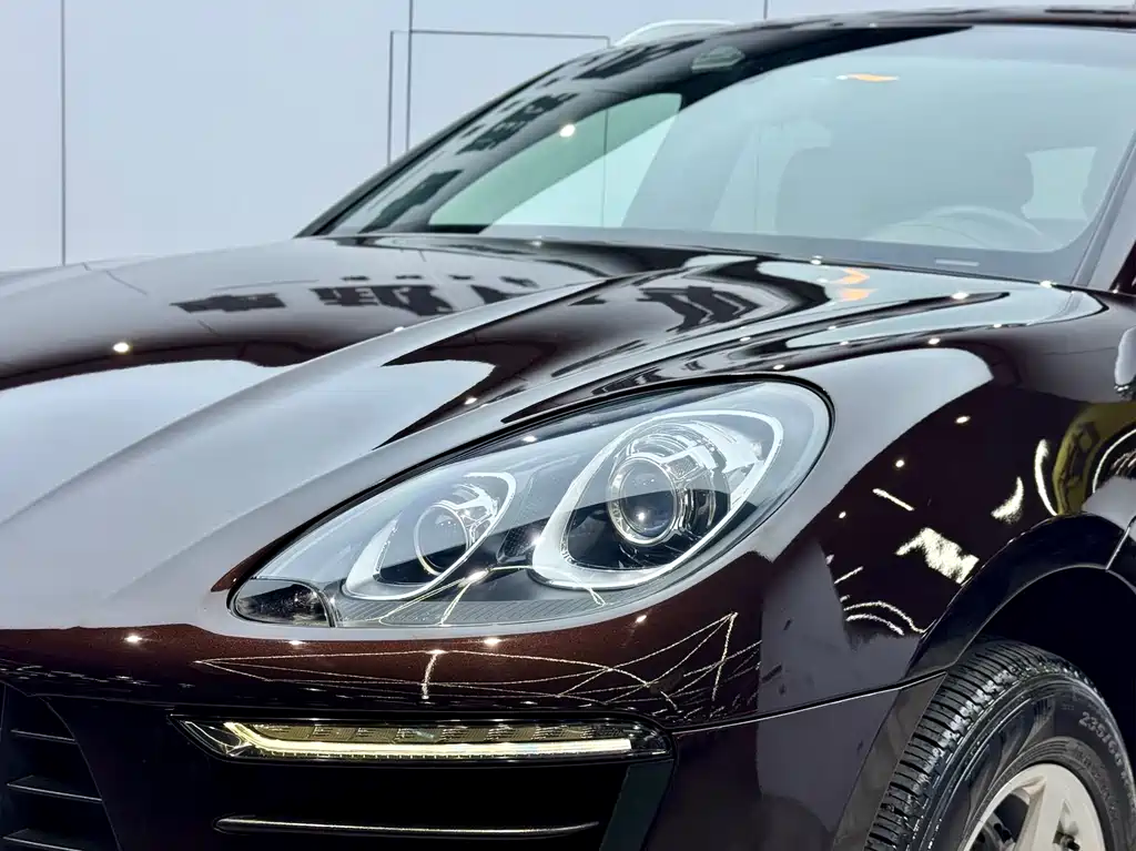 Porsche Macan 2016 — фото 24