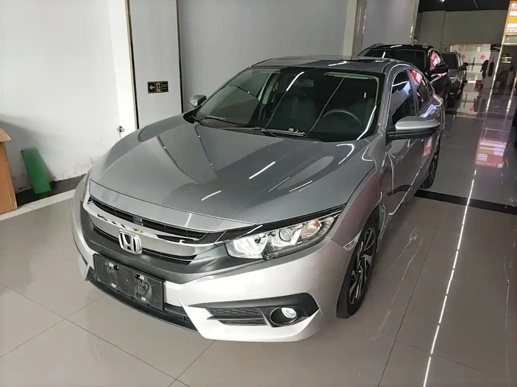 Honda Civic 2017 — фото 1