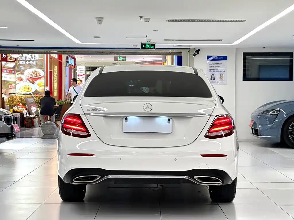 Mercedes-Benz E-Class 2017