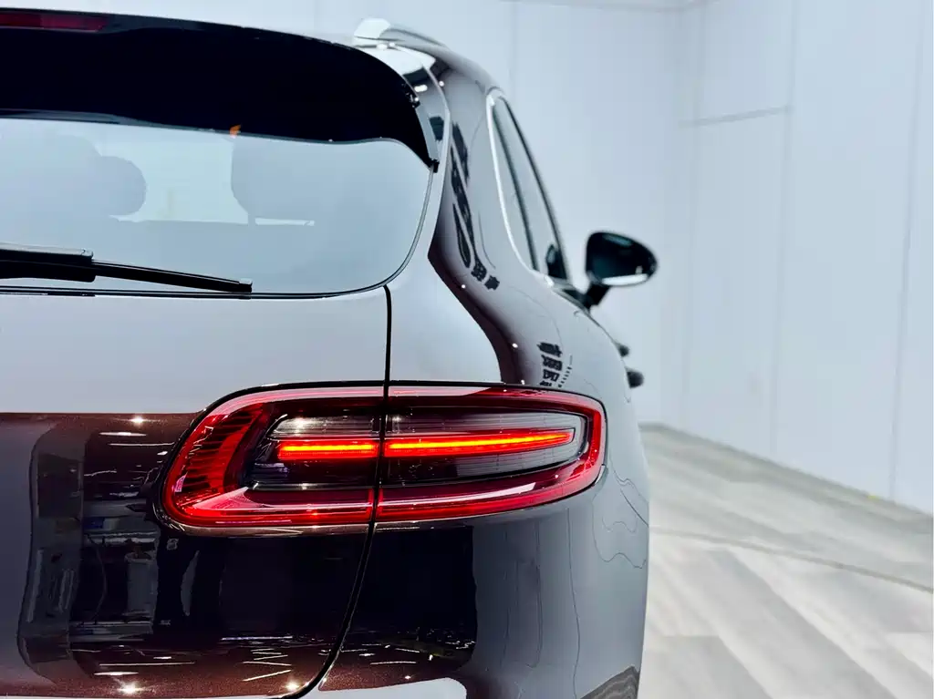 Porsche Macan 2016 — фото 26