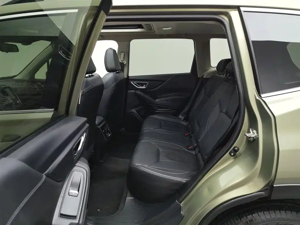 Subaru Forester 2019 — фото 15