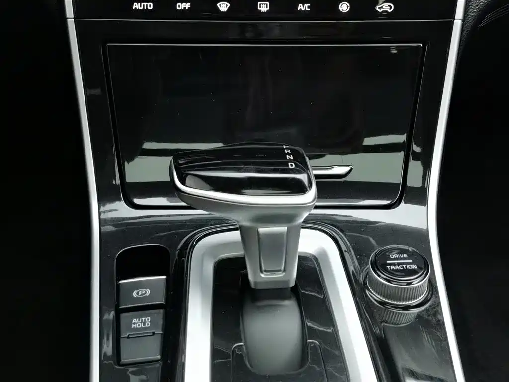 Kia KX3 2020 — фото 13