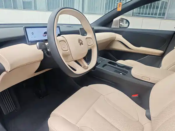 NIO ET5 2024