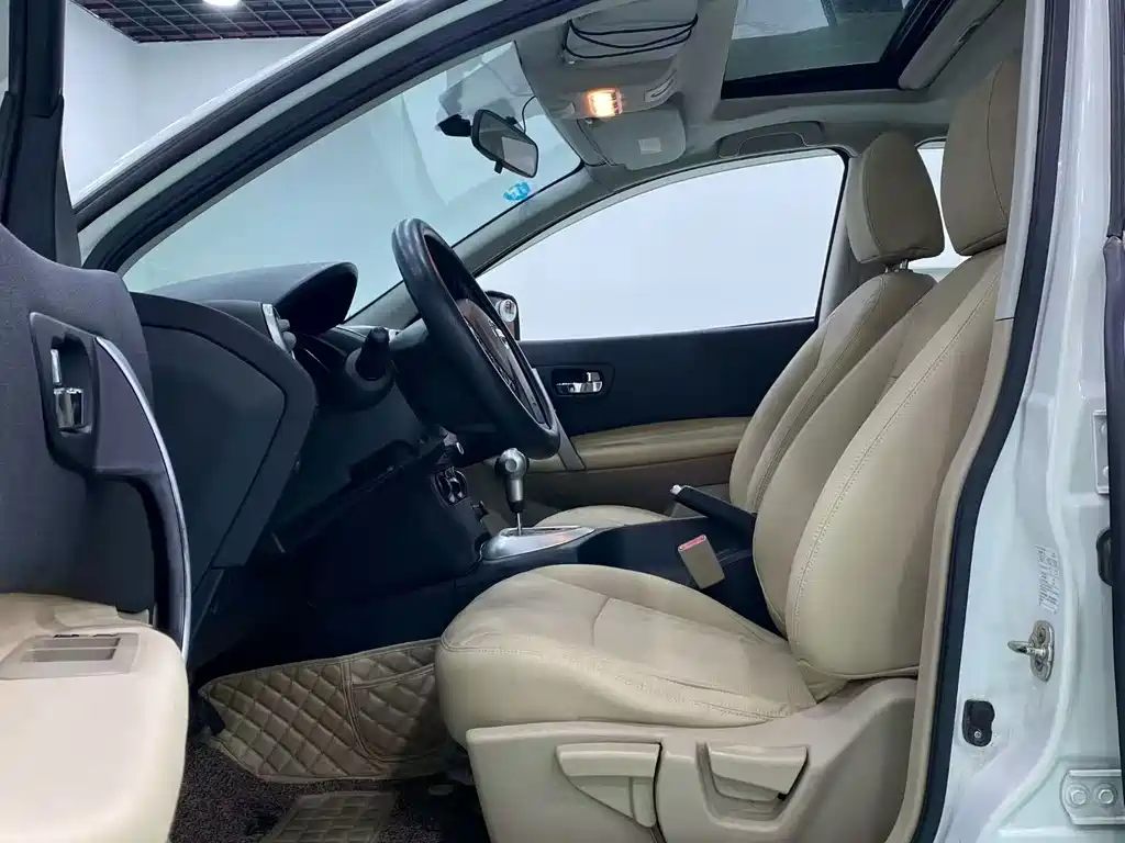 Nissan Qashqai 2014