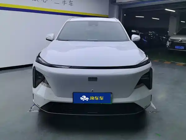 Geely Galaxy L7 2024