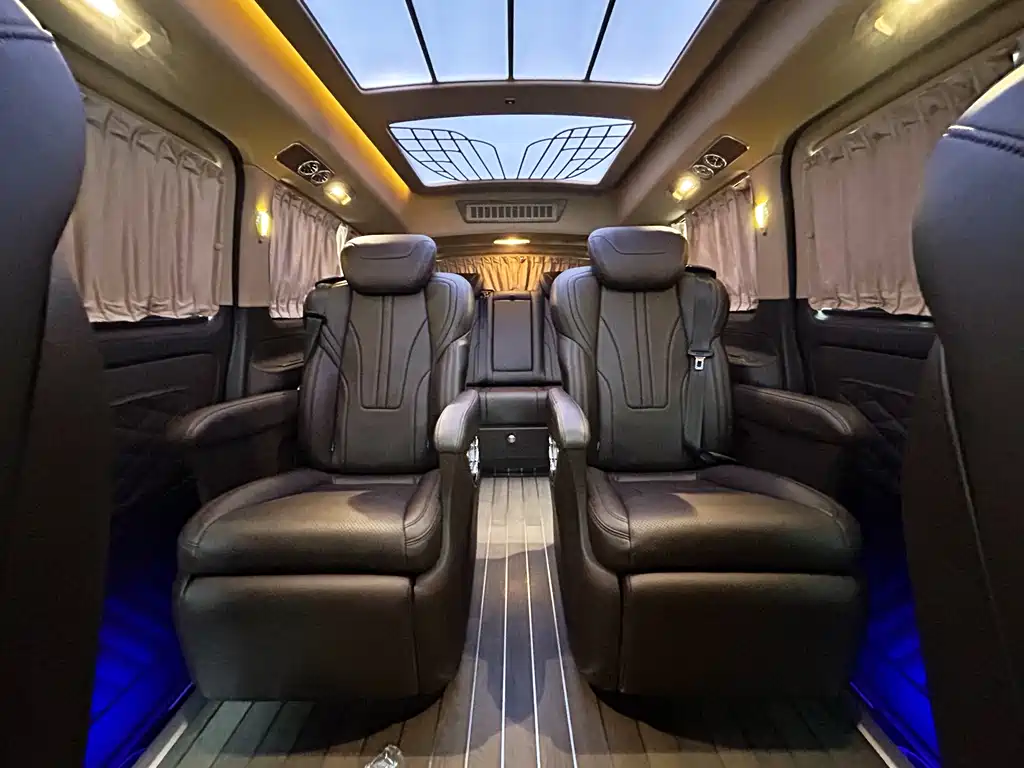 Mercedes-Benz Vito 2023 — фото 18