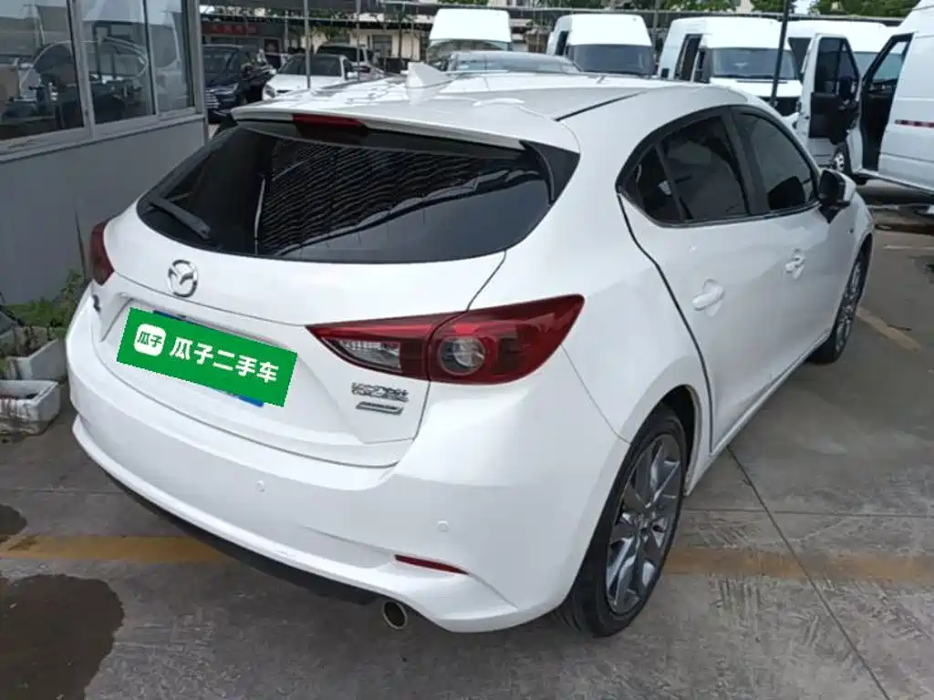 Mazda 3 Angkesela 2017