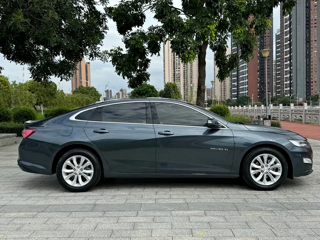 Chevrolet Malibu XL 2022 — фото 16