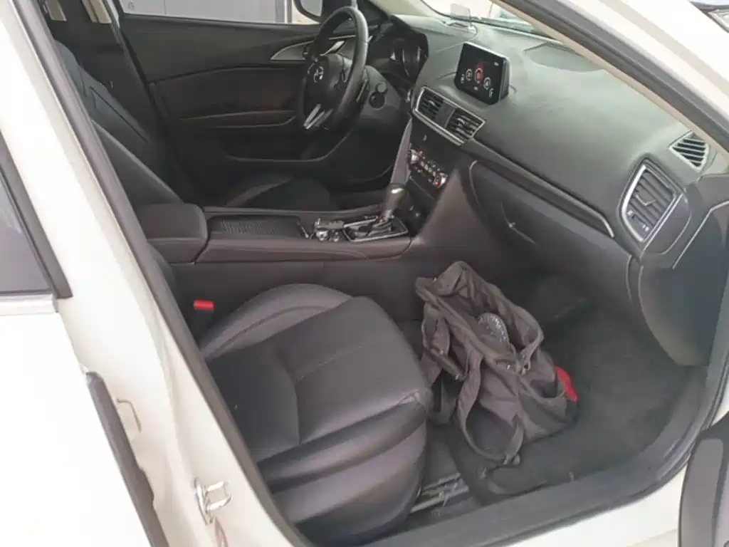Mazda 3 Angkesela 2017 — фото 25