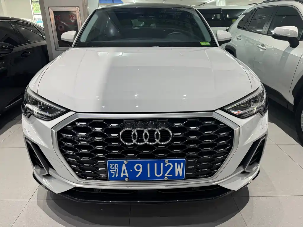 Audi Q3 Sportback 2021 — фото 2