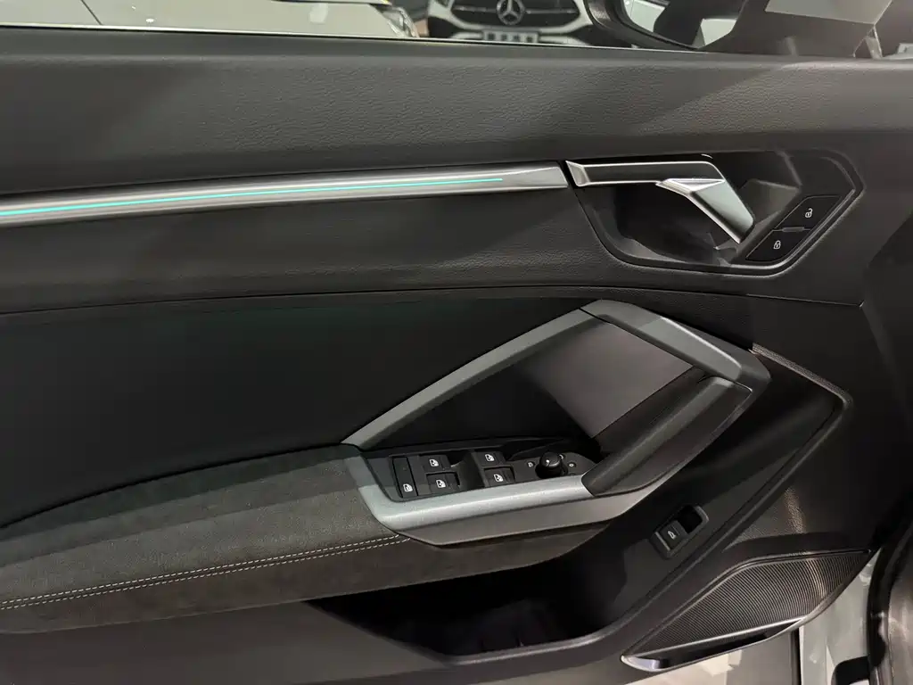 Audi Q3 Sportback 2021 — фото 6