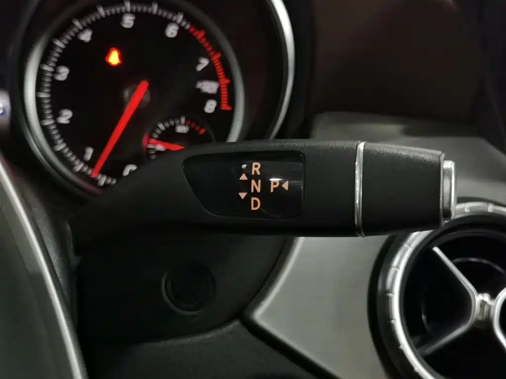 Mercedes-Benz CLA 2016 — фото 13