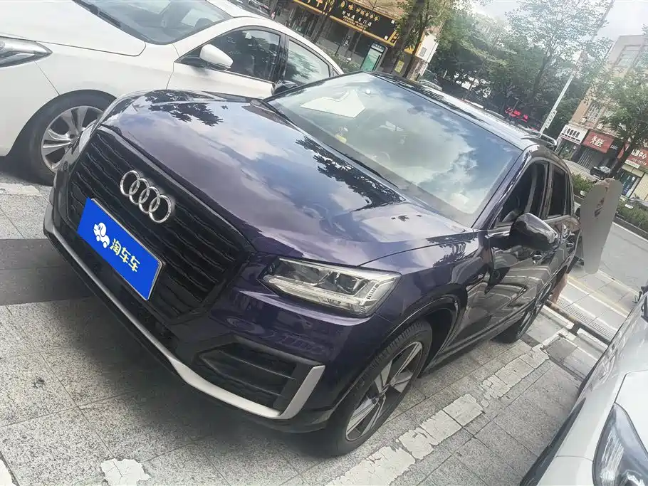 Audi Q2L 2020