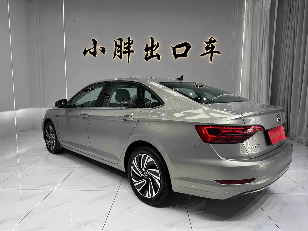 Volkswagen Sagitar 2022