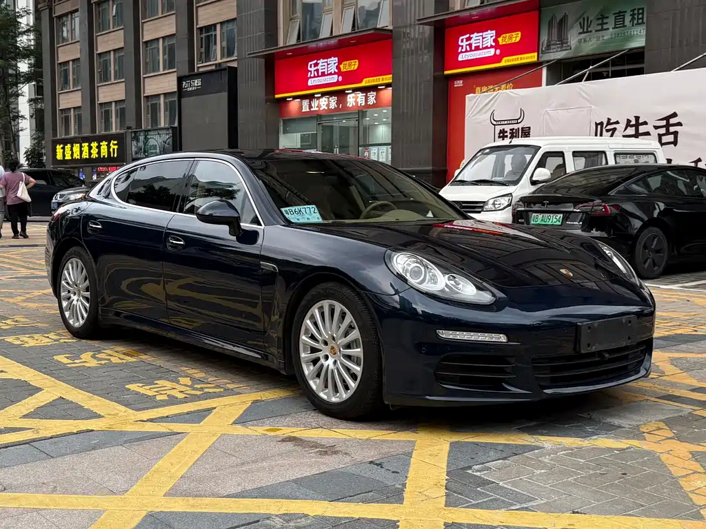 Porsche Panamera 2014 — фото 1