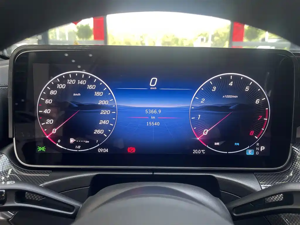 Mercedes-Benz C-Class 2025 — фото 18