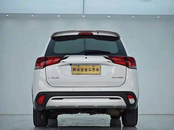 Mitsubishi Outlander 2019