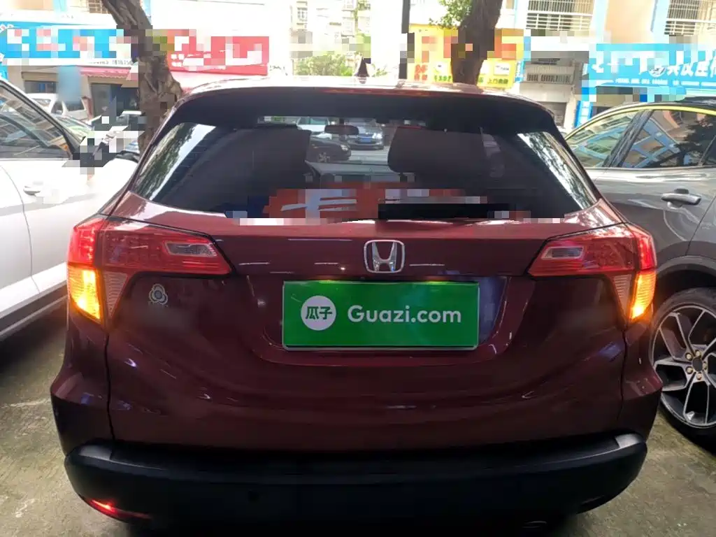 Honda Vezel 2016