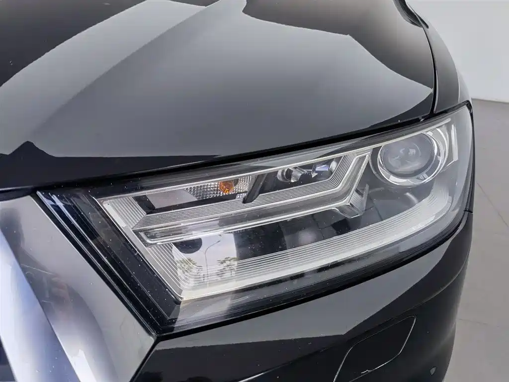 Audi Q7 2016 — фото 7