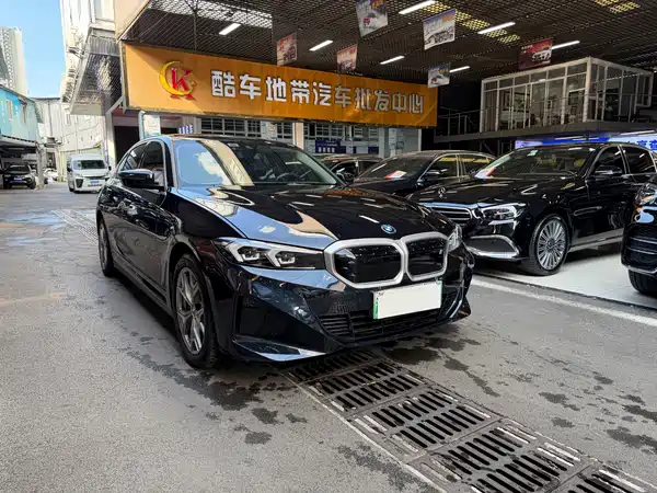 BMW i3 2023