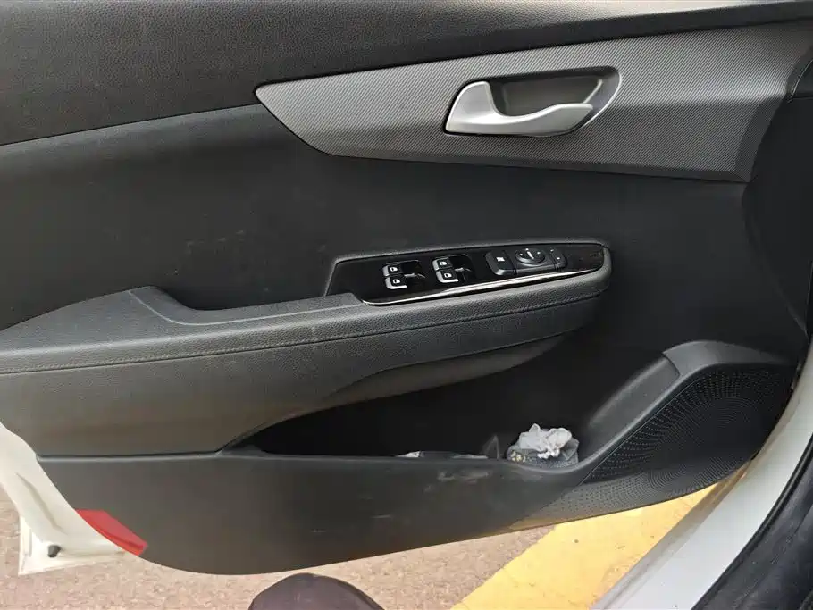 Kia Forte 2020 — фото 7