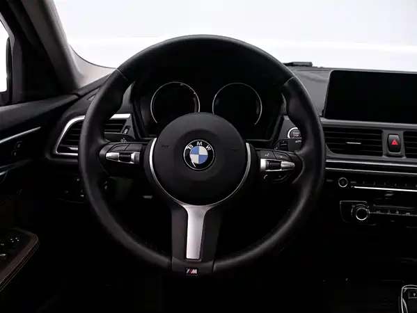 BMW 1 Series 2020