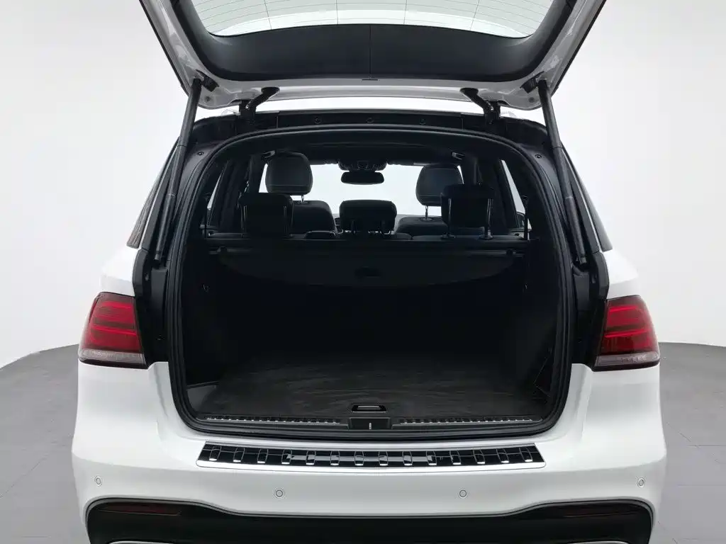 Mercedes-Benz GLE 2016 — фото 16