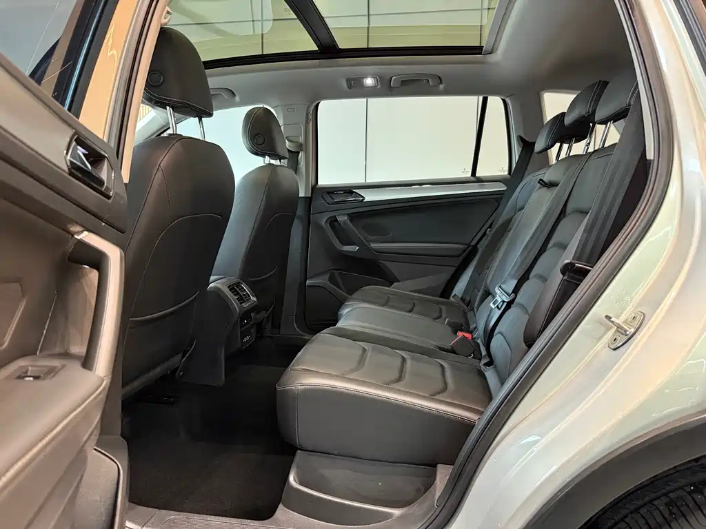 Volkswagen Tiguan L 2020