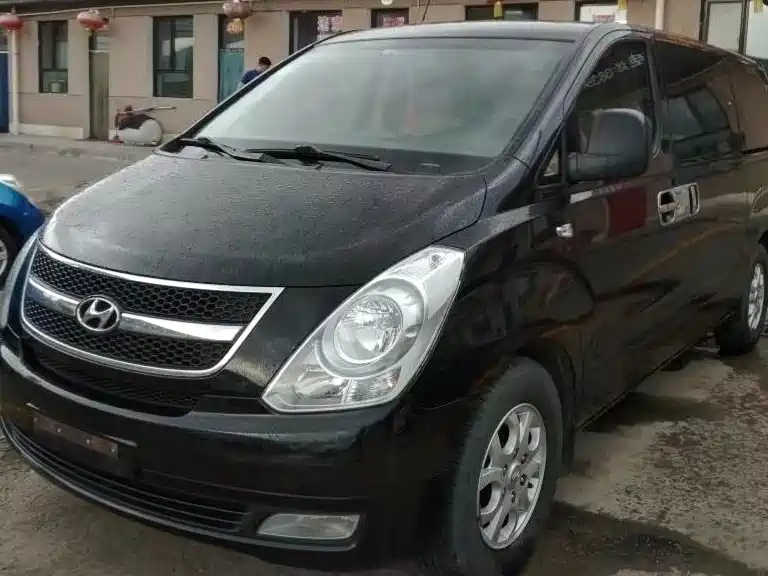 Hyundai H-1 2014 — фото 1