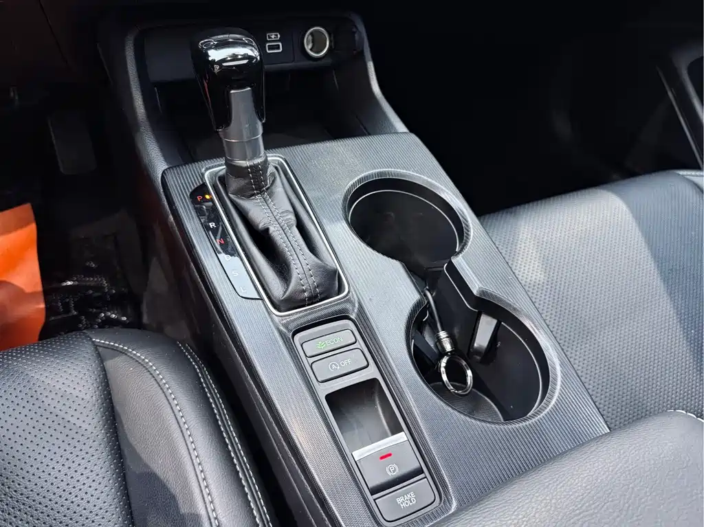 Honda Civic 2023 — фото 15