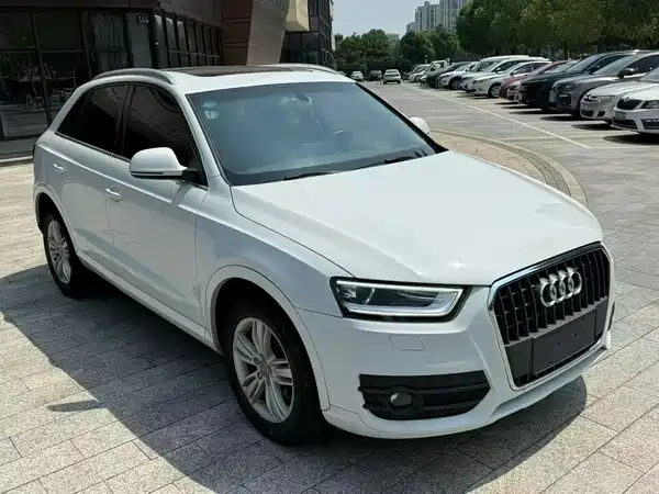 Audi Q3 2015
