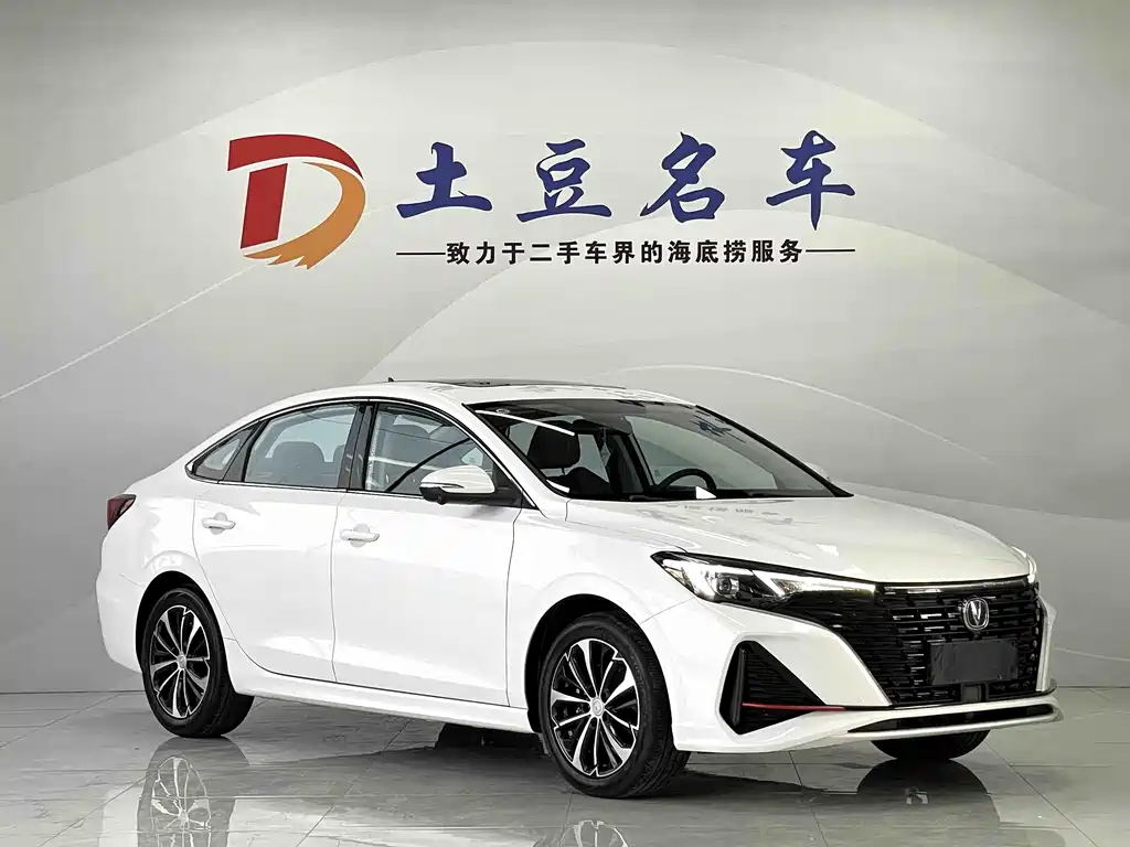 Changan Eado 2022 — фото 3