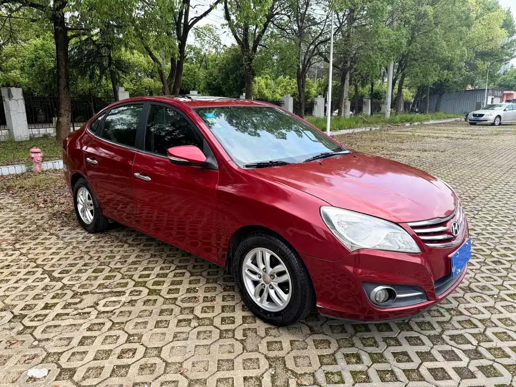 Hyundai Elantra 2011