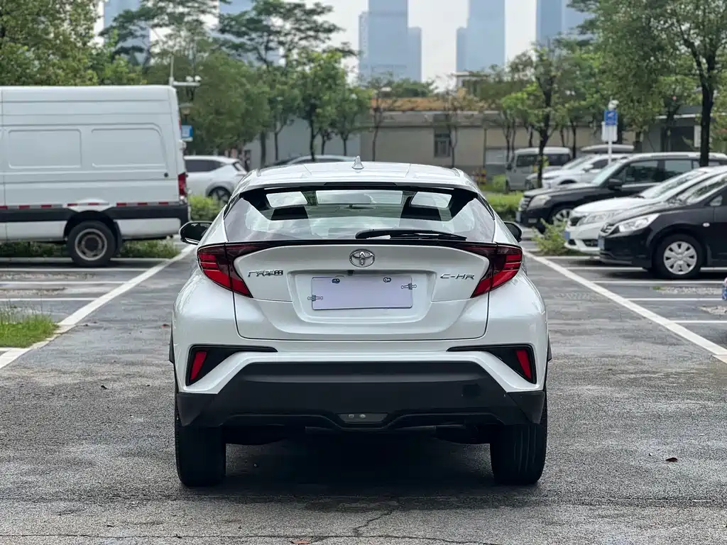 Toyota C-HR 2023