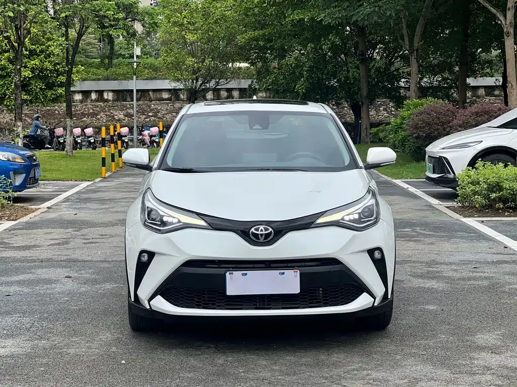 Toyota C-HR 2023
