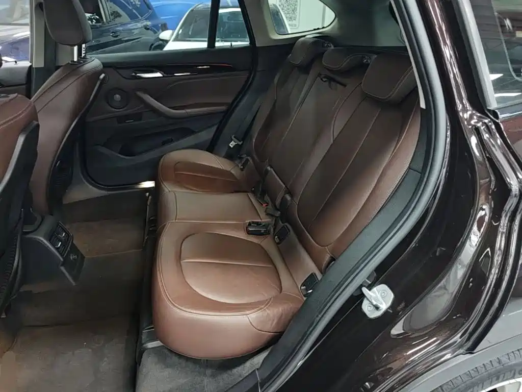BMW X1 2018 — фото 17