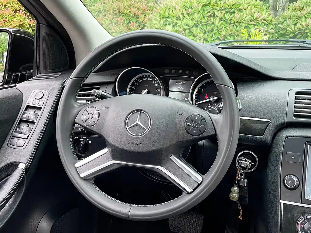 Mercedes-Benz R-Class 2018 — фото 8