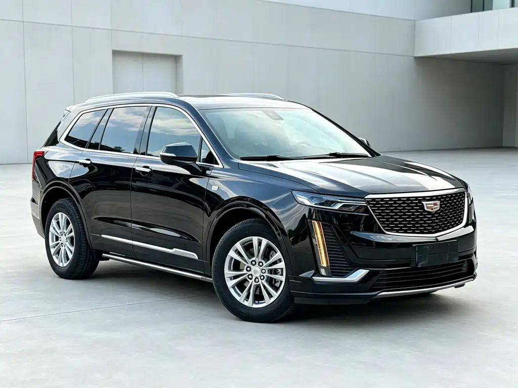 Cadillac XT6 2020 — фото 2