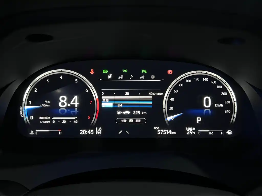 Toyota Camry 2021 — фото 10