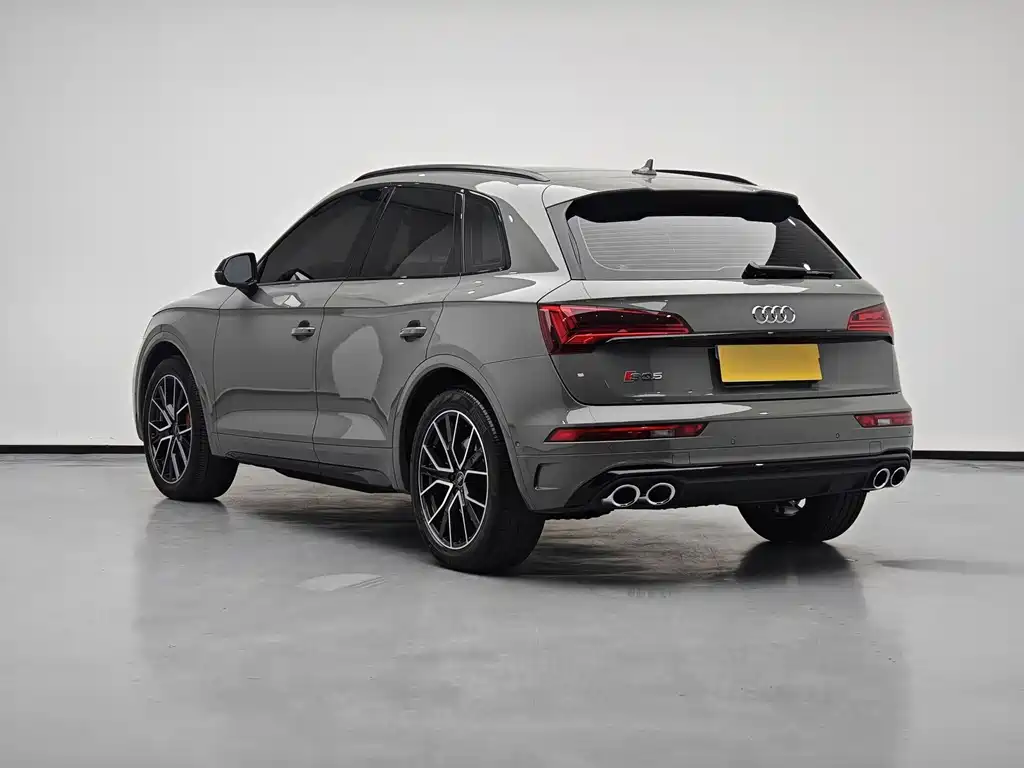 Audi SQ5 2022