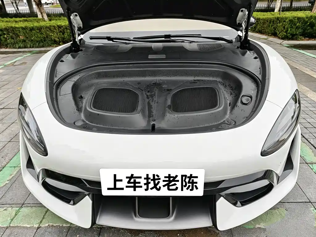 Xiaomi SU7 Ultra 2025 — фото 2