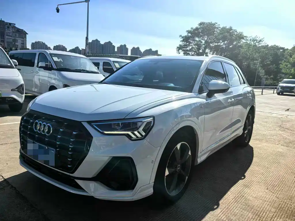 Audi Q3 2022