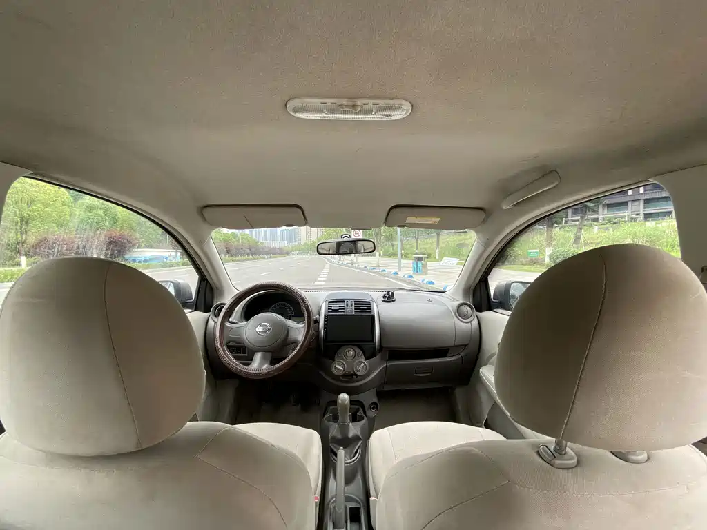Nissan Sunny 2013 — фото 22