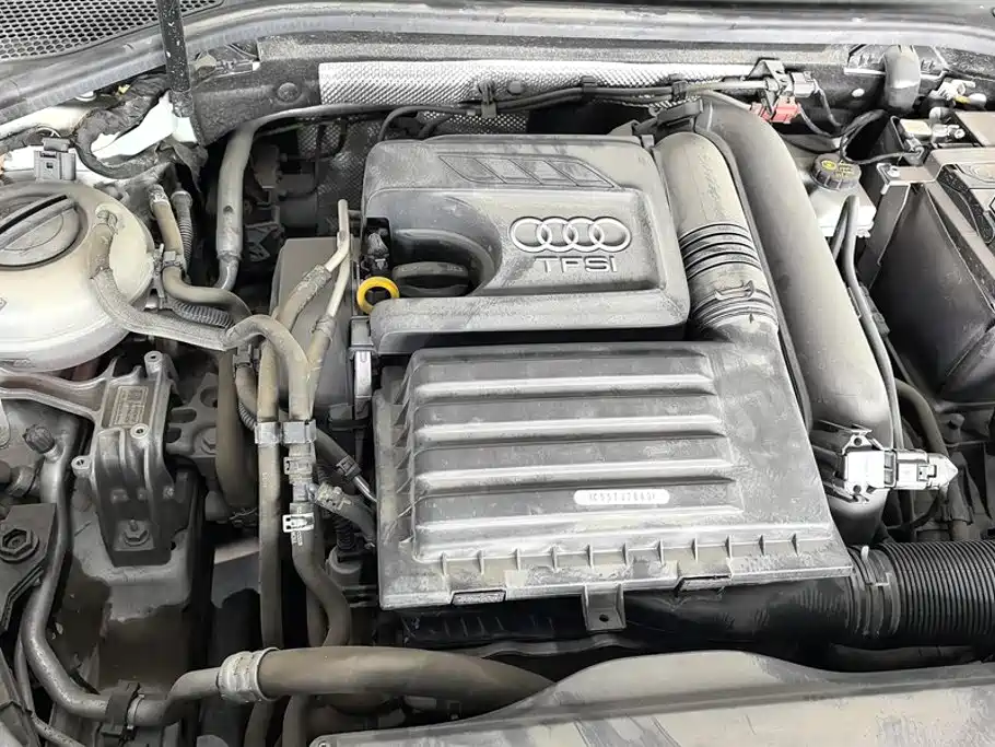 Audi A3 2019 — фото 10