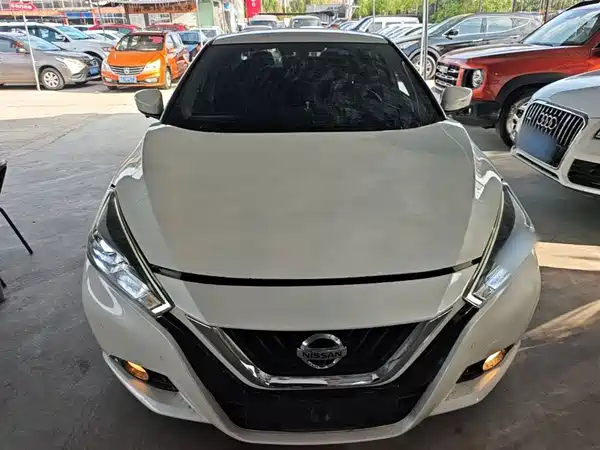 Nissan Bluebird 2016