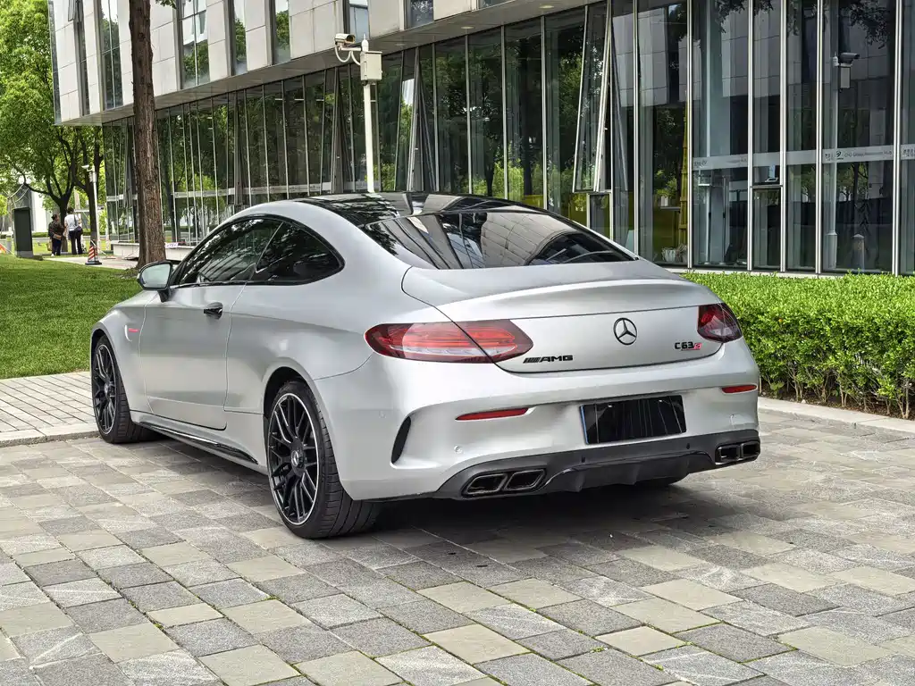 Mercedes-Benz C-Class AMG 2018 — фото 30
